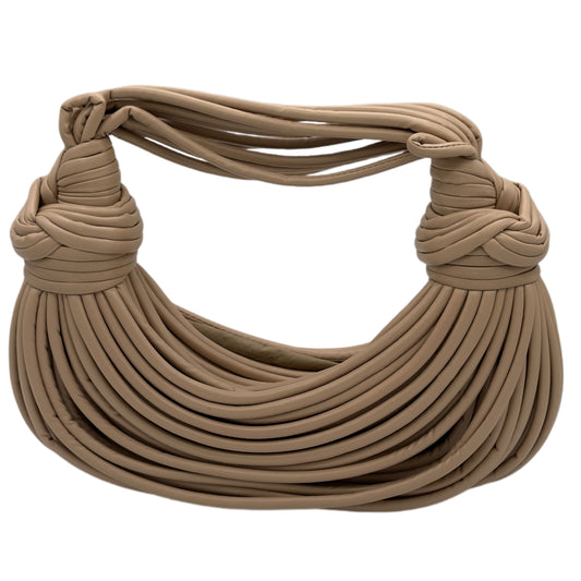 The Kelly - Nude